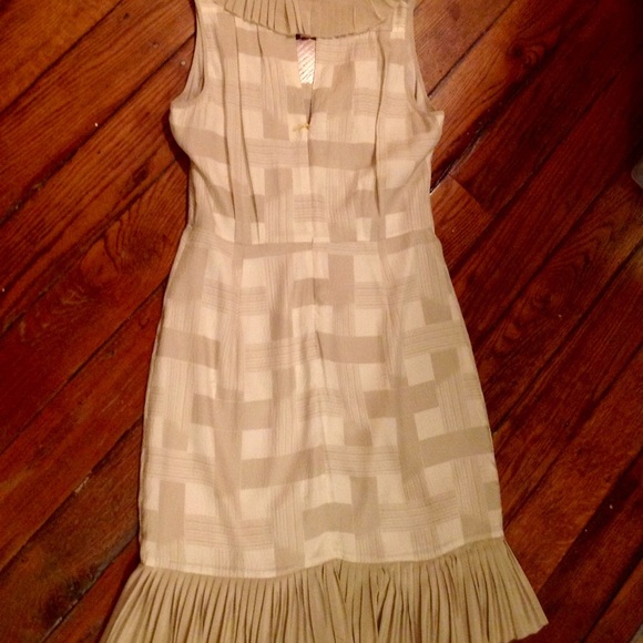 🌼 Tori Burch Dress 🌼 - Picture 3 of 4